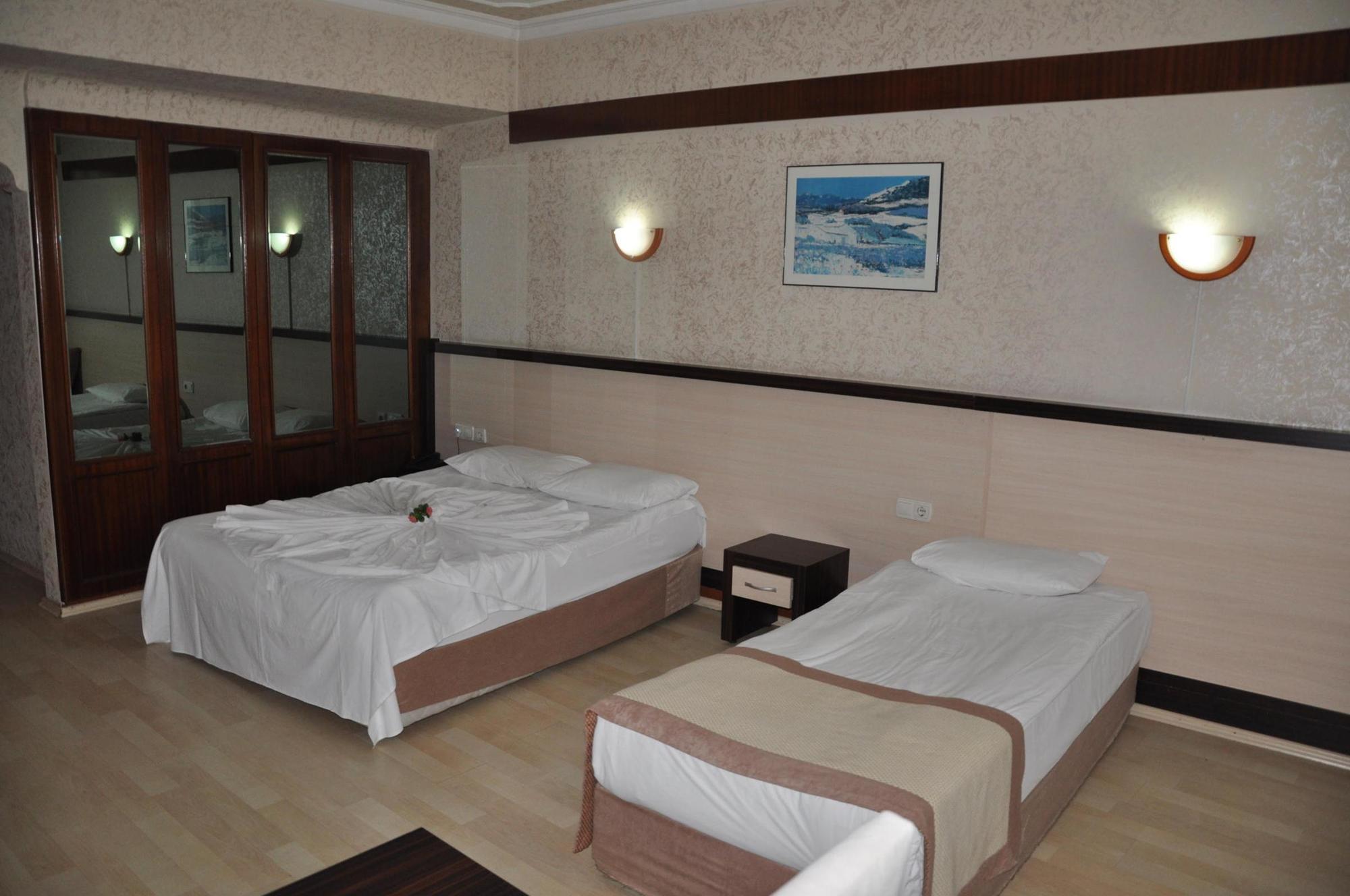 Start Hotel Antalia Esterno foto